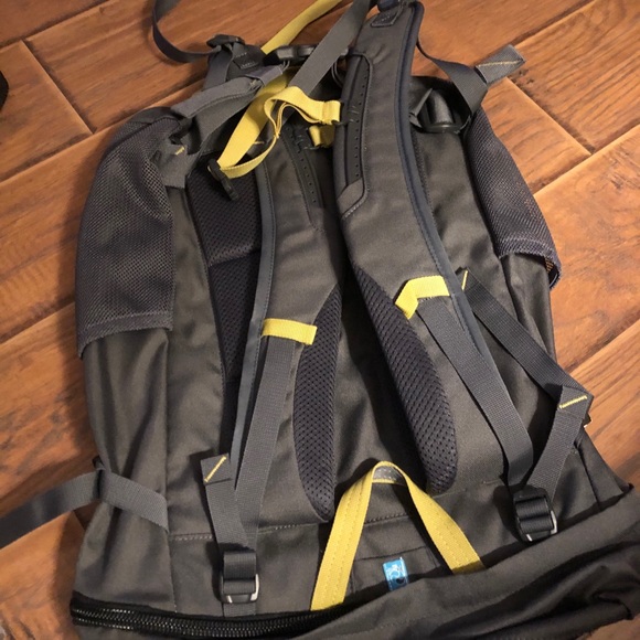 mountainsmith lookout 25 backpack